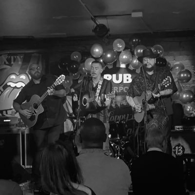 Bringing the Ooo to Liverpool and beyond
Acoustic trio Johnny, Josh and John