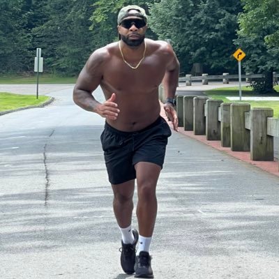 Hasantpowell's profile picture. Starting from zero daily inspiring others to remain imperfect. Follow my journey as a husband, father, entrepreneur, runner, & weight lifter. Let’s do this!⚡️