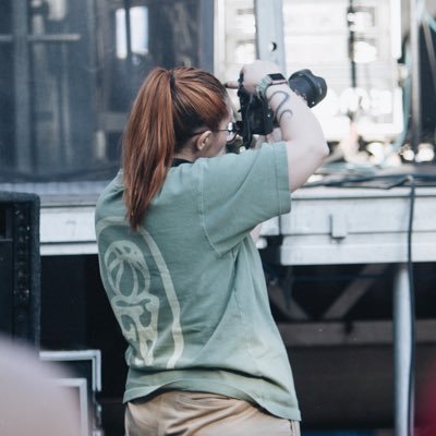 live music photographer. creative in all the ways i can be. 💌: josiecarletta@gmail.com for bookings/inquiries.