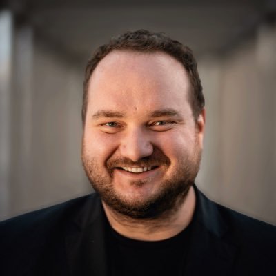 generalsekretär @fdp_berlin // es lebe die freiheit 🗽// ich freue mich, wenn es regnet, denn wenn ich mich nicht freue, regnet es auch