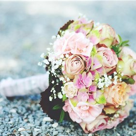 AWFk6zSQSMbEmPB's profile picture. 企業家/個人投資家。ビジネス失敗から、再チャレンジし複数の会社を経営。最近は副業情報を発信したり、自分自身お金に苦労した経験から生活に苦しんでいる人を救いたいと思い、わずかですが現金給付企画をしています♪ 期間限定▷https://t.co/5TAuPw6yc1