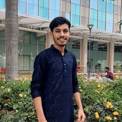 Be a good human being #Humble
 ಭಾರತೀಯ ಕನ್ನಡಿಗ 
 ಕೃಷ್ಣ ವಂದೇ ಜಗದ್ಗುರುಂ🚩