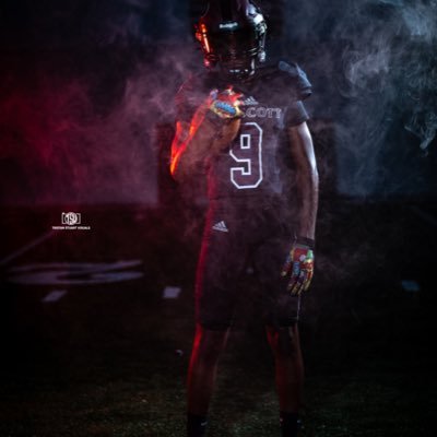 Prescott Junior High School || C/O 2029 || 6’0 ||164|| Dual Threat QB /saftey/linbacker🏈|| Guard🏀||