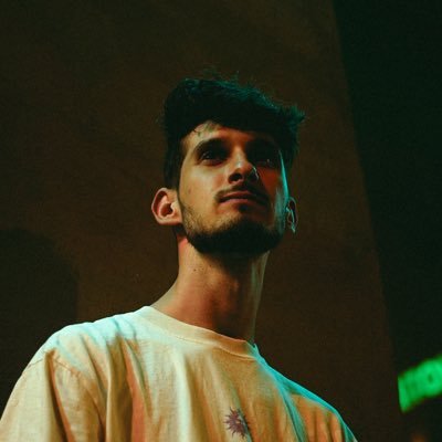 jvno_dev's profile picture. An ordinary gray man who knows something about programming, or so it seems to me at least 💙🐦📱👨🏻💻 CEO at @iDappStudio & Co-Founder of @beeloyal_app