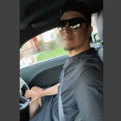 MartinezTwo4's profile picture. 🥃