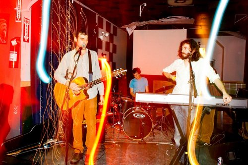 WaitWhatMusic's profile picture. Homemade Indie Rawk - Get Our New EP no, yeah today! http://t.co/bjpuH1WkPh