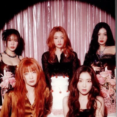 Red Velvet could step on my neck and id still love them with all my heart • karma is a reveluv • ybk Enthusiast • fan account