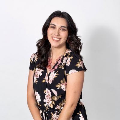 🍎📚💚🐻 Electives Teacher & Activities Director at Vista Verde Middle School, GUSD. 📸 Instagram: ms_hepfl