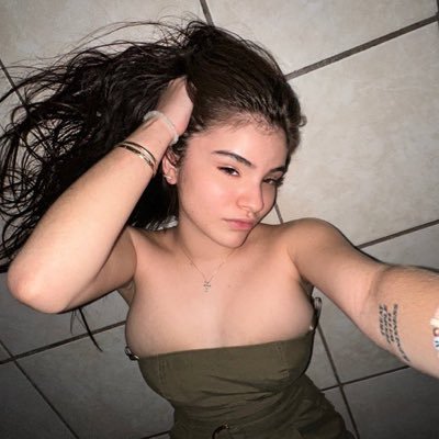 Beckyywoods's profile picture. Hi lovers💞🤭#movielovers#life