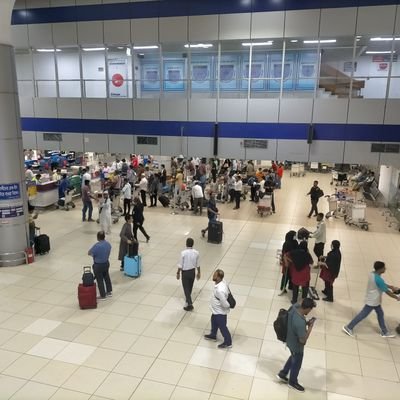 海外出稼ぎサラリーマンです。
アラフォー。転職7回。
海外駐在員・現地採用として海外在住10年以上。🇧🇩🇮🇩🇵🇭🇻🇳