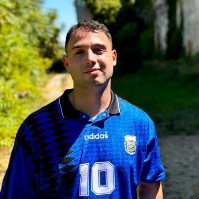 Football shirts fanatic. A proud Maltese from Hamrun 🇲🇹. Manchester United & Napoli fan.