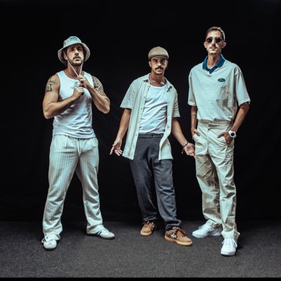 3 miguinhos que sonham em levar a música reggae pros 4 cantos do universo