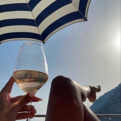 vallerymt's profile picture. 