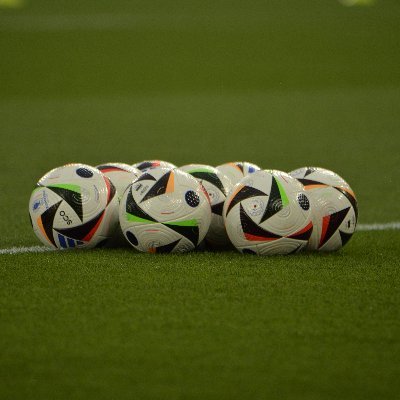 Accredited professional freelance sports photographer - Racing and Football in the main.