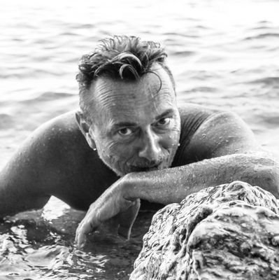 Harferrari's profile picture. Father of 2 beautiful kids.