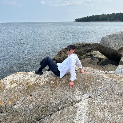 e_horwitz's profile picture. one (1) writer