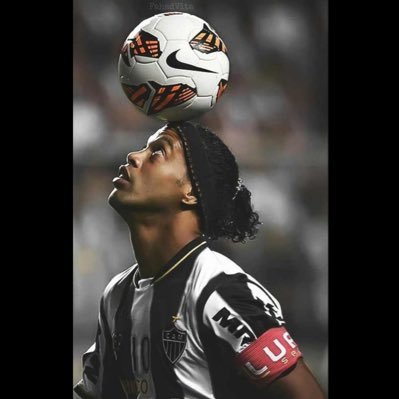 Últimas novedades sobre el mundo del fútbol 👀 fichajes confirmados 👍🏽 y rumores 💨 memes y todo tipo de contenido sobre este mundo ⚽️