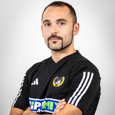 •••Futsal Player••• ⚽️ | 🖊 | Lanterna International 👟 | Kipsta-Decathlon 📚 | UEFA A License