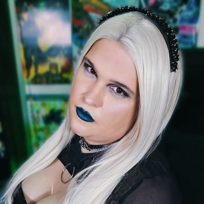 29 - Bisexual/Genderfluid - Plus Size 🍑 Gamer Girl 🎮 Twitch Streamer
🔽 Support Me Below 🔽