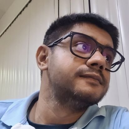 T.I.
Estranho. Chato. Usuário de reticências... Porque sim. 🤔