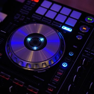 JawandoAdeniyi's profile picture. 