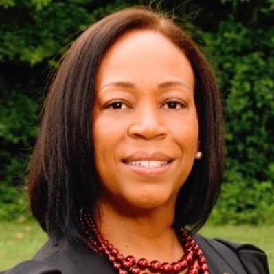 Proud mom, NNPS Principal @WarwickRaiders, ΔΣΘ