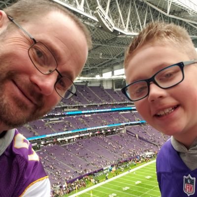 Husband, father, Network Admin, beaten down Vikings fan. WOT book nut, Sober since 2006 Ephesians 4:32 #MNTwins #SkiUMah #Skol #RaisedByWolves #WolvesBack