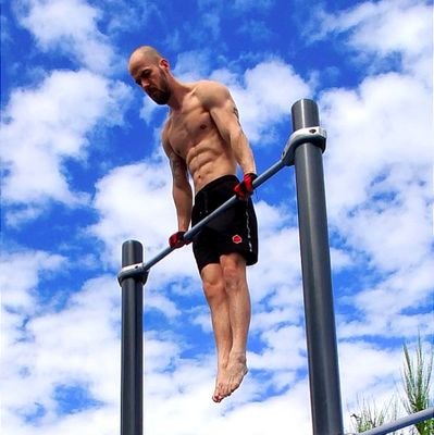Kiné spécialisé dans la prise en charge de l'obésité/dénutrition/chirurgie bariatrique 🏥 | Dreams Creator 🎮 | Calisthenics Lover 💪 | Housemarque fanboy 😍.