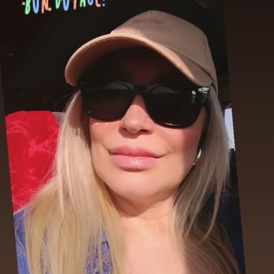 Mine_sWorld's profile picture. #KemalizmŞereftir 

Kemalist İdeoloji 🇹🇷🇹🇷 
Ne Mutlu Türküm Diyene!  
Gazi  Mustafa Kemal Atatürk 

             Galatasaray 💛❤