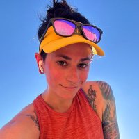 Annika π (@sentient_bees) 's Twitter Profile