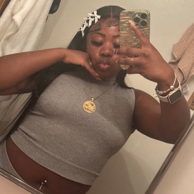 5✰ typa girl Profile