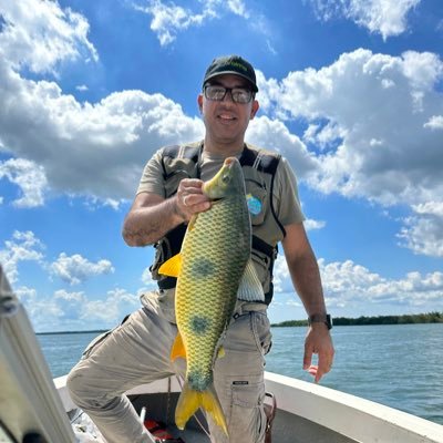 frejoleal's profile picture. Padre, Amo mi país; mi familia y mi club CCP 😍