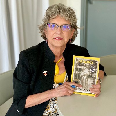 zita_arocha's profile picture. journalist, writer, educator, Borderzine founder