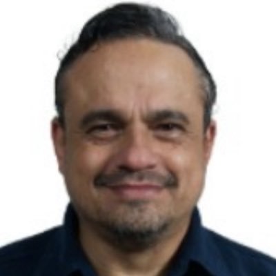 Brasil: 500 anos de História Uma análise marxista O Brasil precisa ser passado a limpo, os grandes problemas precisam revisitados e explicados novamente