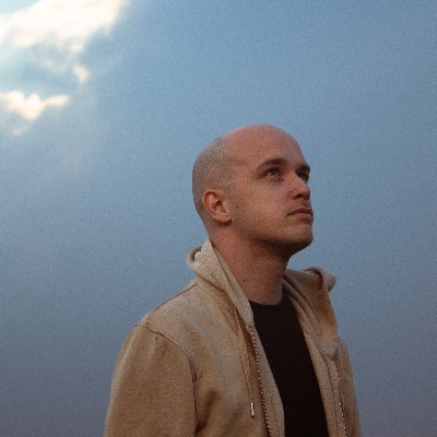 Vidéaste spécialisé dans les phénomènes orageux
Directeur du festival @chasseursorages
Contact médias : https://t.co/f4phmYY8kO