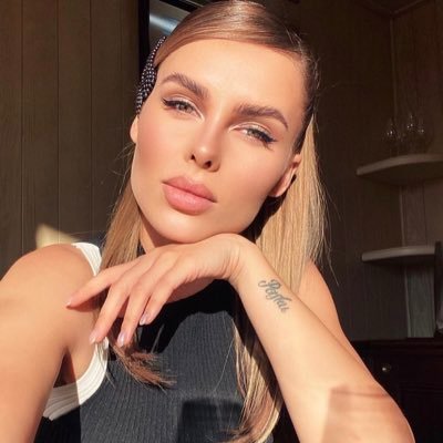 Iām here for a reasonable purpose which a lot of people has benefited from here in here to help people in any situation not here to scam or hurt anyone šŗšø