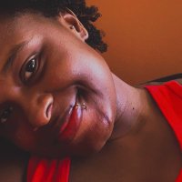 Lara (@laraoliveir4_) 's Twitter Profile