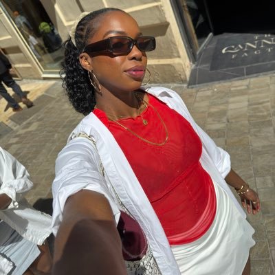 An Onitsha sweetie & HR pro who loves God, my family, friends & hairstyling. I’m trained to provide mental health first aid & forgiveness is my life mantra.