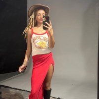 Julia Dream ✨ (@slightlystooned) 's Twitter Profile