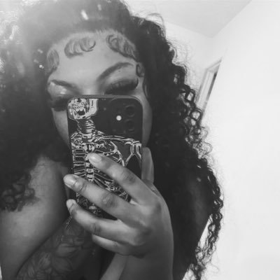 ig: therealklenjasiyah