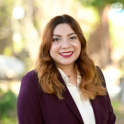 @UC_PPFP at @ucsc Literature| @UCLAccstudies PhD| Philosopher of Hauntings | Literary Theorist| Queer Latinx Feminism | 1st-Gen Student