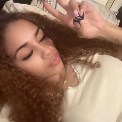 CataMxo's profile picture. Overly Focused🌬 1 of 1