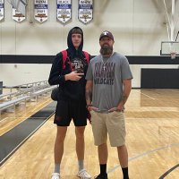 Zaine Hodges #32 (@zainehodges) 's Twitter Profile