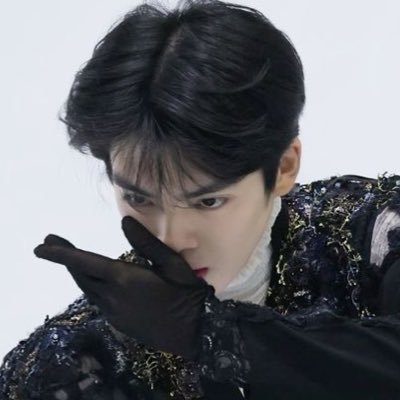 apriquad's profile picture. i hate skating