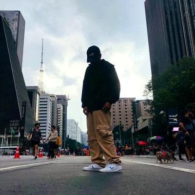 raulhenriqueZL's profile picture. @_raaul9