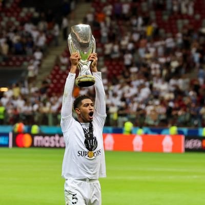 pecausa328's profile picture. Hala Madrid🤍💜💛
Real Madrid Siempre🤍
Merengue desde 2013 🤍