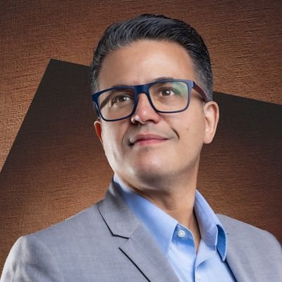 Boogietek's profile picture. 🔟❌🚀 Filmmaker🎥 Photographer📷 Marketing Grad🏷️ Madridista⚽ Museum Enthusiast 🏛  Dominican🇩🇴