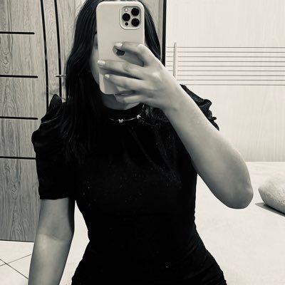 eaemavie's profile picture. @eaemavi no insta 💋💋