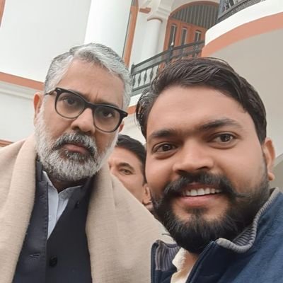 Akushwah11's profile picture. “जहाँ जरूरतमंद वहाँ मैं | रक्तदान अभियान और जनसेवा के लिए समर्पित”