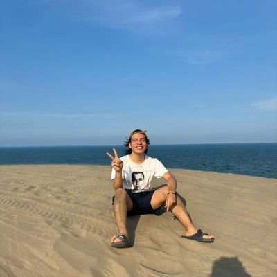 lalocuramtz's profile picture. We can't change the things we can't control